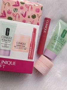 Clinique Skincare Gift Set