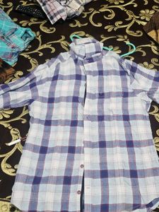 Men's Plaid Button-Down Shirt