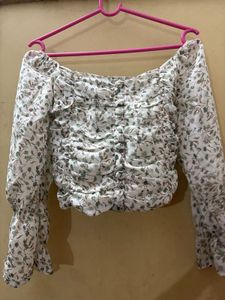 Chic Off-Shoulder Floral Ruched Top