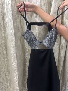 Chic Black Cut-Out Dress