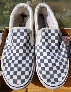 vans checkerboard slip on
