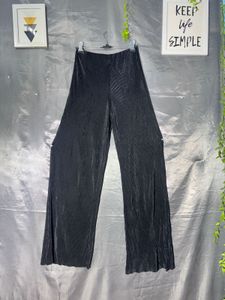 Barshika Black Pleated Wide Leg Pants