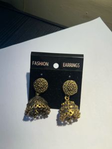 Stylish Jhumka Earrings