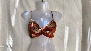 11175. Chic Floral Twist Front Crop Top