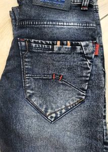 Men's Blue Washed Jeans