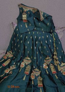Beautiful Heavy Girlish Wedding Lehnga In Green💫