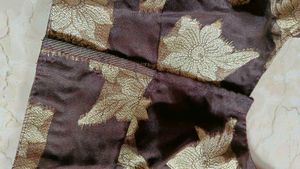 Elegant Printed Blouse