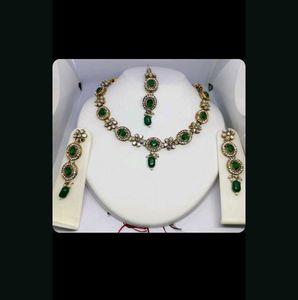 Emerald & Gold-Tone Necklace Earrings Set