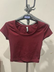 Ribbed Cropped T-Shirt