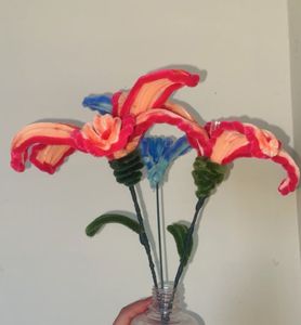 Handmade Pipe Cleaner Flower (lily) Bouquet