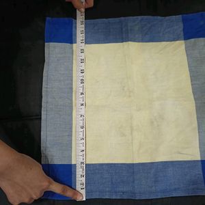 2 Table Cloth