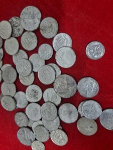 50 pcs foreign coins