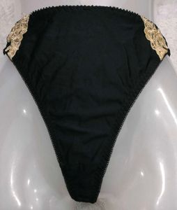 Chic Black Lace Trim Thong Panty 🖤