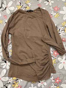 Chic Ruched Top