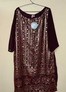 Elegant Embroidered Kurta