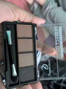 Color Strokes Perfect Brow Eyebrow Stylist