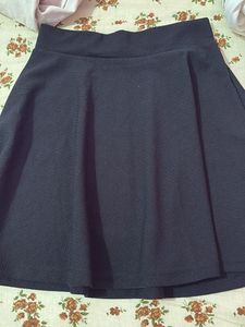 Classic black Textured Skater Skirt