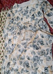 Floral Leaf Print Ethnic Kurta Set