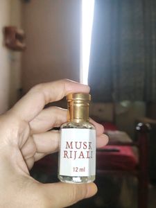 Premium Attar Mushk Rijali