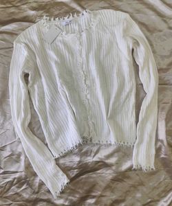 Chic White Button-Up Cardigan - Free Size