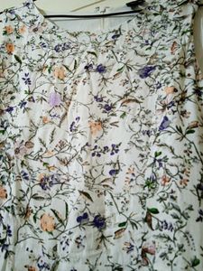 Floral Dress , Size - 32 To 34, Totally New, Never