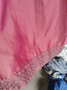 Elegant Pink Embroidered Kurta