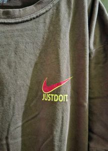 Nike Brown T-Shirt 🤎