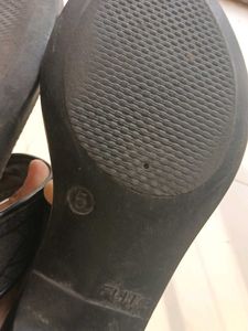Flite Black Flip Flop Sandals