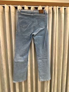 Light Wash Wide Leg Jeans