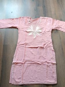 Elegant Pink Embroidered Kurta