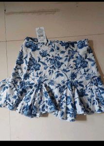 Steal deal🔥 New skirt