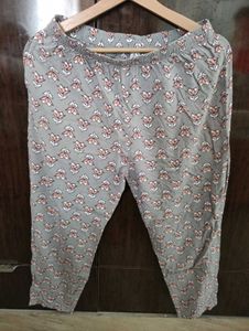 Chic Floral Print Kurta and Pant Set for Women