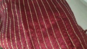 Elegant maroon Striped Saree
