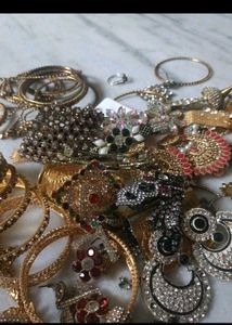 Assorted Fashion Jewellery Set