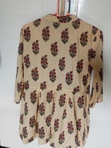 Women Top