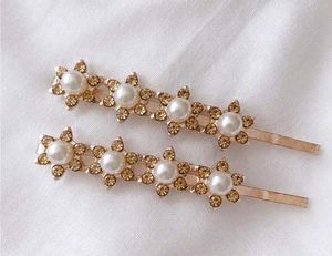 Elegant Pearl Hair Clips