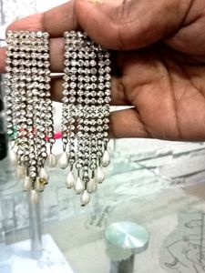 Stone Earring To Beautiful