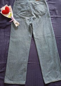 Urban Revivo Denim Jeans