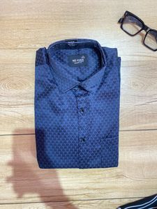 premium NO FUSS Smart Fit Men's Navy Geometric Shi