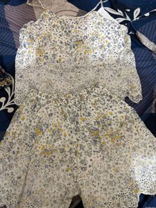 Floral Print Camisole &amp; Shorts Set