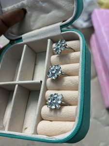 Sparkling Rhinestone Ring Set