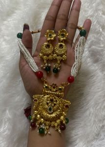 Unused copper jewellery set