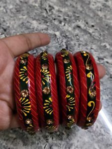 (Combo of 2 pair)Red lac Handcrafted Bangles