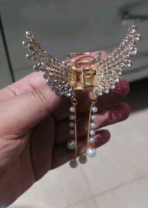 Chic Pearl & Crystal Butterfly Hair Clip