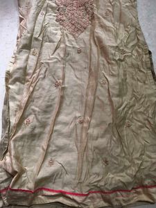 Elegant Embroidered Kurti