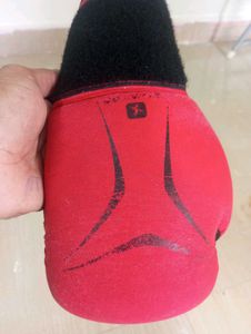 Red Boxing Gloves from Decathlon