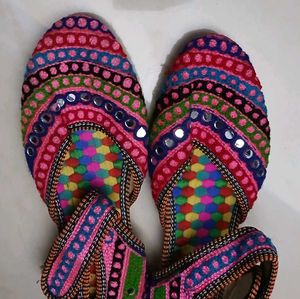 Embroidered Bohemian Style Shoes - New - 39/ UK