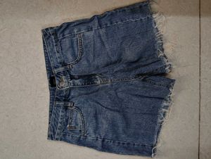 Chic High-Waisted Denim Shorts