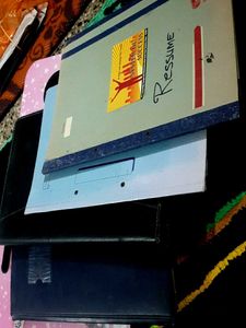 Vintage Resume Folder & Portfolio 5