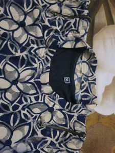 Stylish Blue Floral Print Top